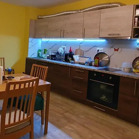 двойна с балкон и гледка към морето بيت ضيافة فارنا